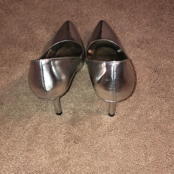 👠 Mossimo Supply Co. Heels Size 8.5 👠 - Picture 2 of 5